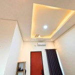 Canva 1600 x 1200